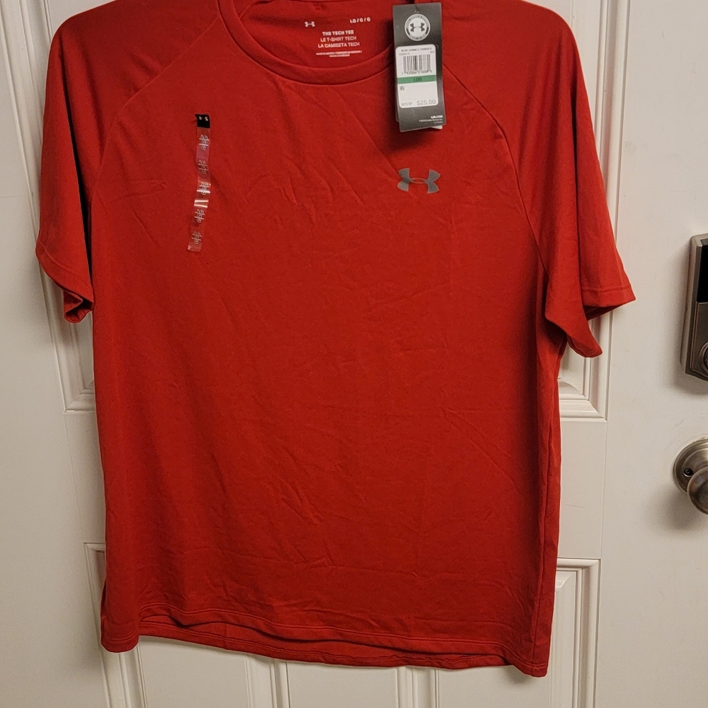 Under armour heat gear t shirt, new with tags
